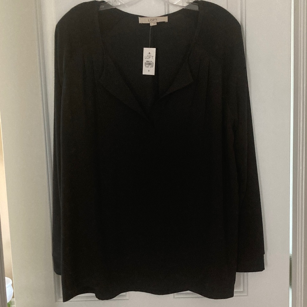 LOFT Black Long-Sleeve V-Neck Top, size -S